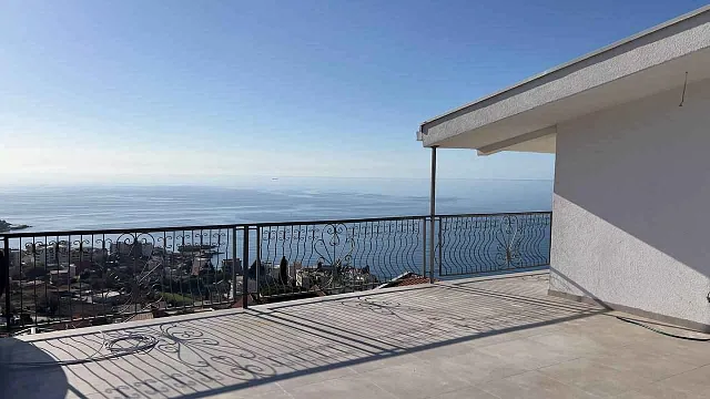 Apartments with panoramic sea views in Dobra Voda — photo 22